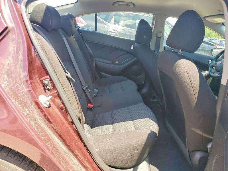 2017 Kia Forte მანქანა იყიდება აუქციონზე, vin: 3KPFK4A77HE064269, აუქციონის ნომერი: 58251186
