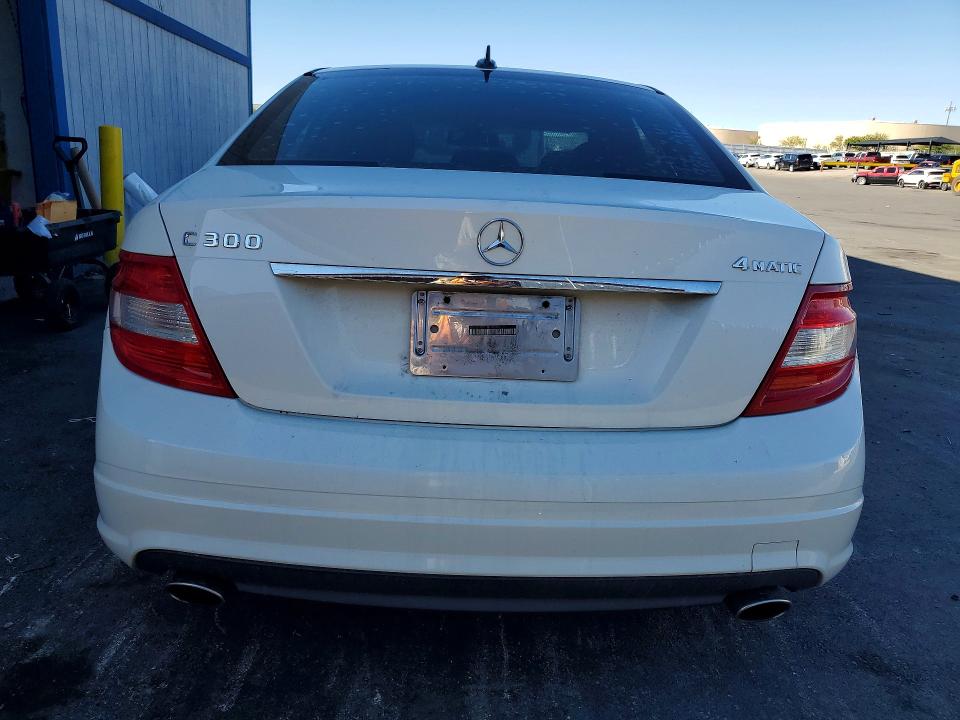 2011 Mercedes-benz C მანქანა იყიდება აუქციონზე, vin: WDDGF8BB1BR148995, აუქციონის ნომერი: 59187466