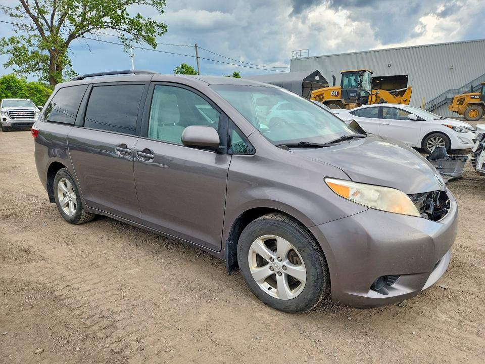 Продаж на аукціоні авто 2016 Toyota Sienna, vin: 5TDKK3DC7GS750463, номер лоту: 57849626