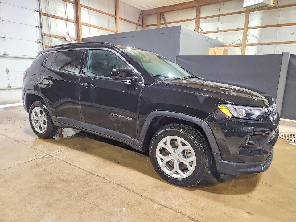 55620566 :رقم المزاد ، 3C4NJDBN1RT154512 vin ، 2024 Jeep Compass مزاد بيع