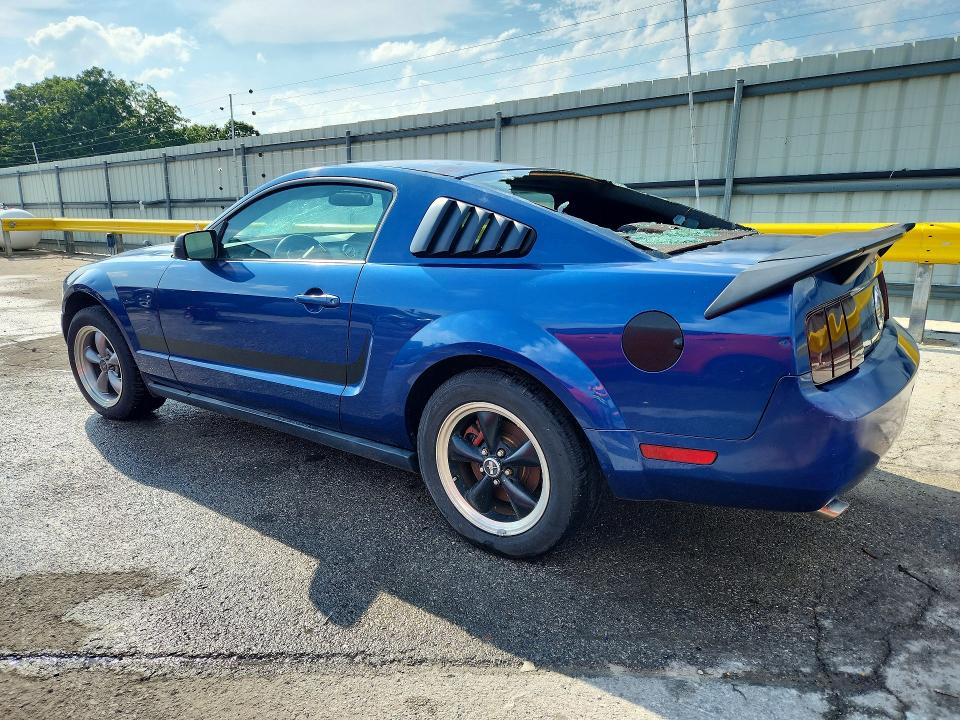 2007 Ford Mustang მანქანა იყიდება აუქციონზე, vin: 1ZVFT80N075248772, აუქციონის ნომერი: 56102756