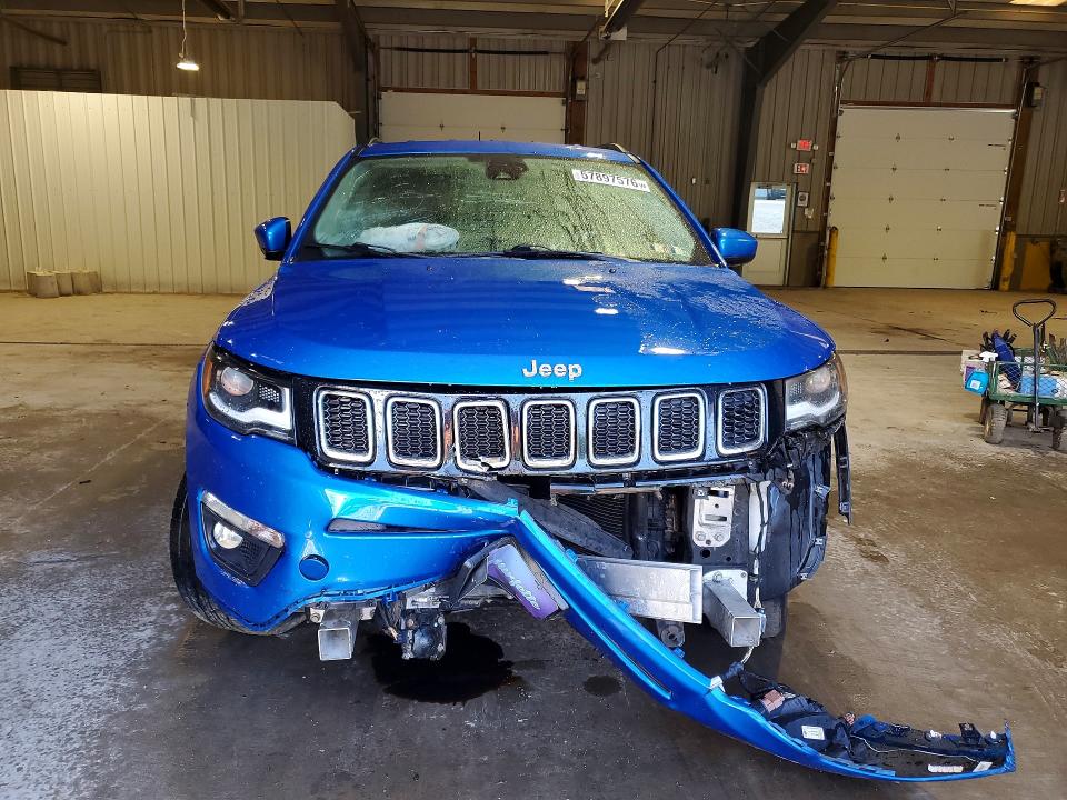 Продаж на аукціоні авто 2018 Jeep Compass, vin: 3C4NJDBB5JT359843, номер лоту: 57897576
