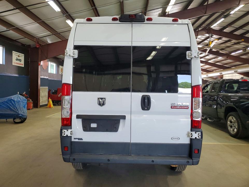 Продажа на аукционе авто 2018 Ram Promaster 2500, vin: 3C6TRVDG0JE155039, номер лота: 57112516