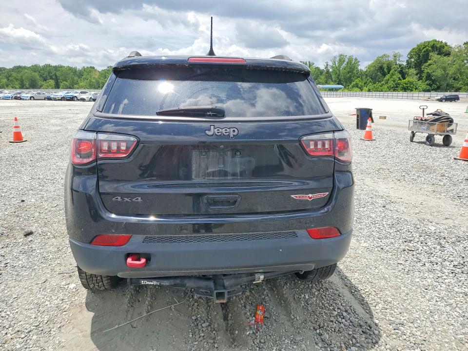 58084556 :رقم المزاد ، 3C4NJDDB2HT646418 vin ، 2017 Jeep Compass مزاد بيع