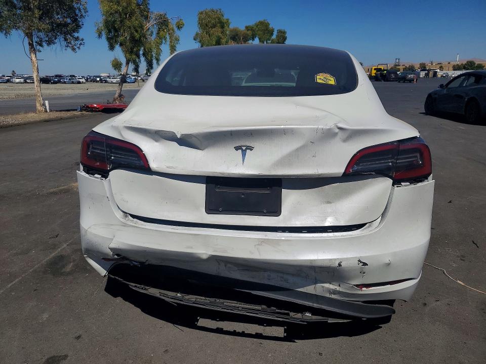 58620066 :رقم المزاد ، 5YJ3E1EA1PF709361 vin ، 2023 Tesla Model 3 مزاد بيع