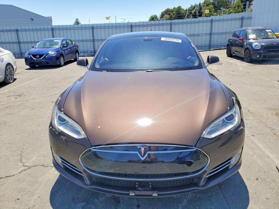 Продажа на аукционе авто 2014 Tesla Model S, vin: 5YJSA1H15EFP50303, номер лота: 58839776