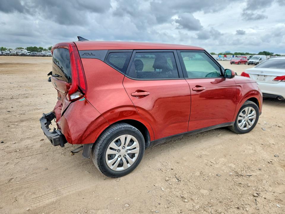 56002926 :رقم المزاد ، KNDJ23AU9M7778604 vin ، 2021 Kia Soul مزاد بيع