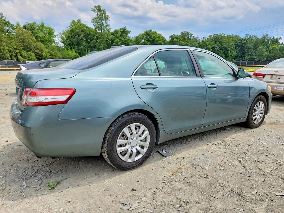 58369536 :رقم المزاد ، 4T1BF3EKXBU694044 vin ، 2011 Toyota Camry مزاد بيع