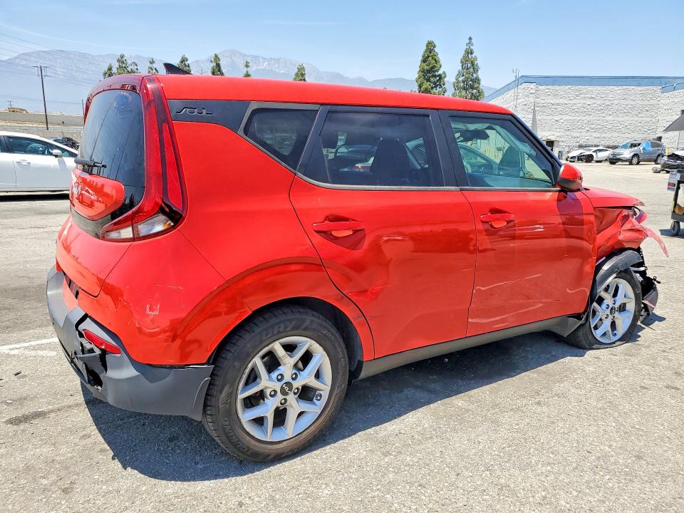 2022 Kia Soul მანქანა იყიდება აუქციონზე, vin: KNDJ23AU0N7186350, აუქციონის ნომერი: 56090456