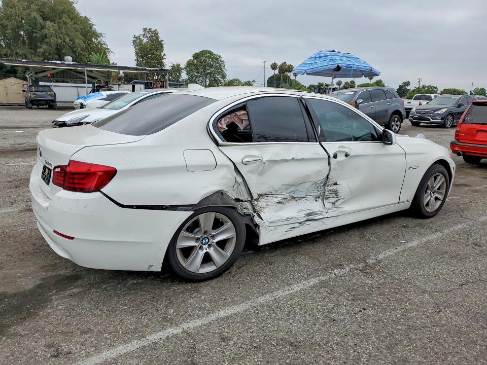2012 Bmw 528 მანქანა იყიდება აუქციონზე, vin: WBAXH5C53CDW03661, აუქციონის ნომერი: 56366416