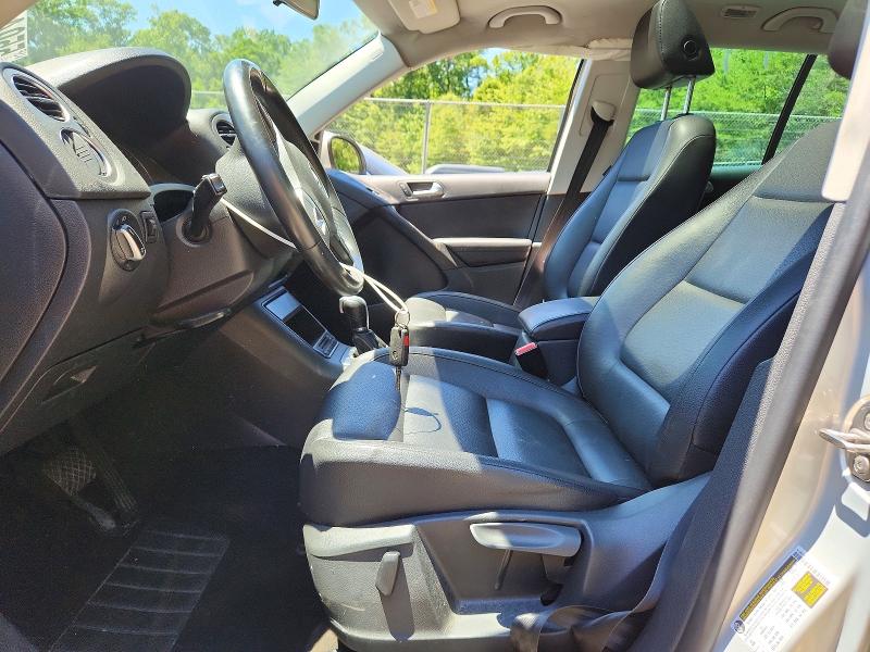 2013 Volkswagen Tiguan მანქანა იყიდება აუქციონზე, vin: WVGAV7AX6DW502438, აუქციონის ნომერი: 55944036