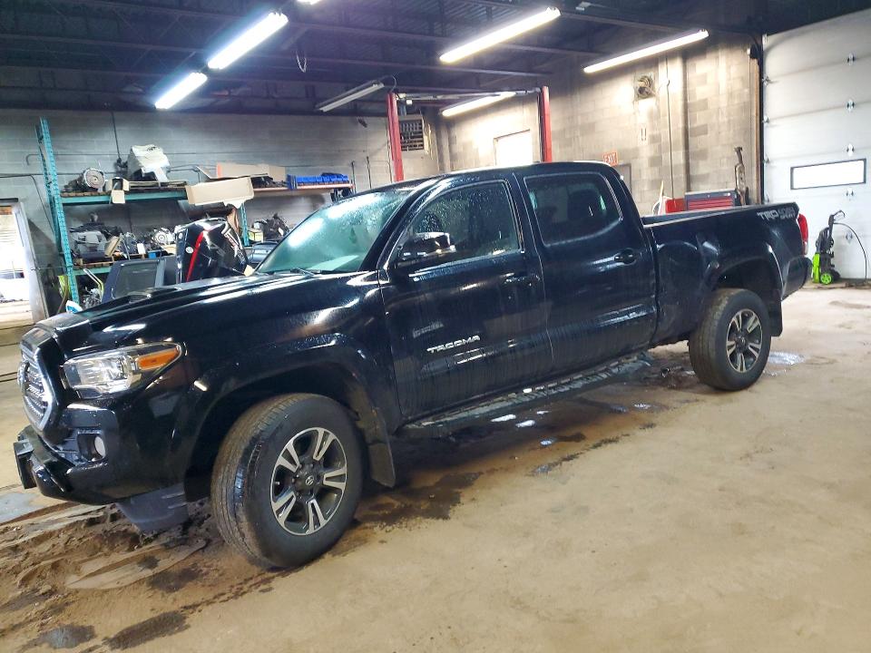 Продаж на аукціоні авто 2017 Toyota Tacoma, vin: 5TFDZ5BN5HX021751, номер лоту: 55610666