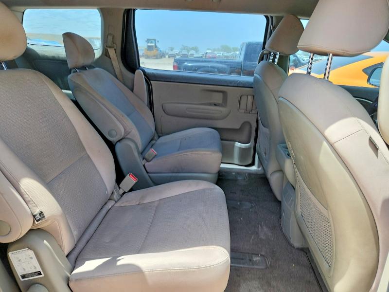58841636 :رقم المزاد ، KNDMA5C17H6279522 vin ، 2017 Kia Sedona مزاد بيع