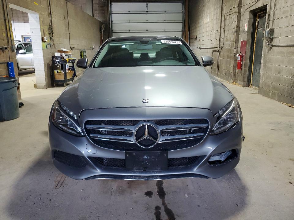 2016 Mercedes-benz C მანქანა იყიდება აუქციონზე, vin: 55SWF4KB8GU104650, აუქციონის ნომერი: 58559626