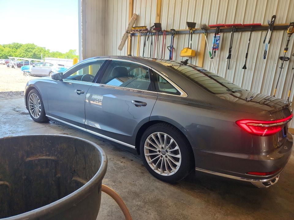 Продажа на аукционе авто 2019 Audi A8, vin: WAU8DAF89KN010930, номер лота: 54680926