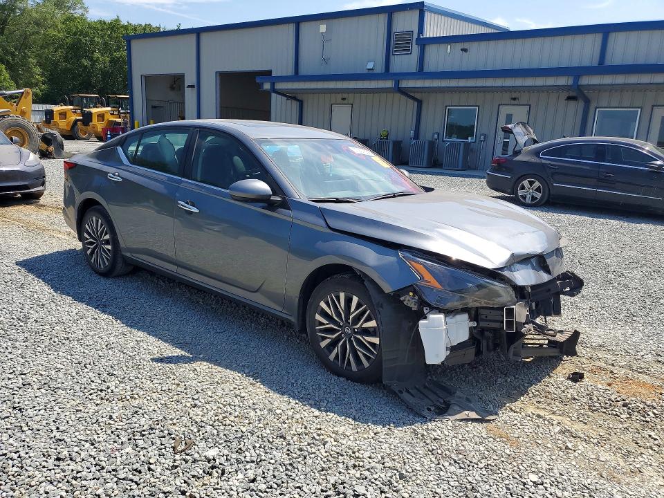 57297636 :رقم المزاد ، 1N4BL4DW3PN303430 vin ، 2023 Nissan Altima مزاد بيع