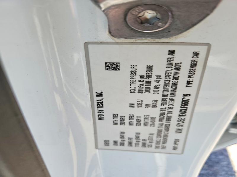 58224686 :رقم المزاد ، 5YJ3E1EAXLF660719 vin ، 2020 Tesla Model 3 مزاد بيع