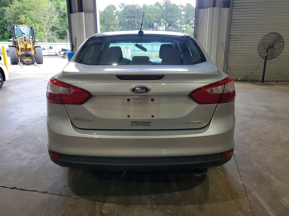 Продажа на аукционе авто 2014 Ford Focus, vin: 1FADP3E24EL351272, номер лота: 55876336