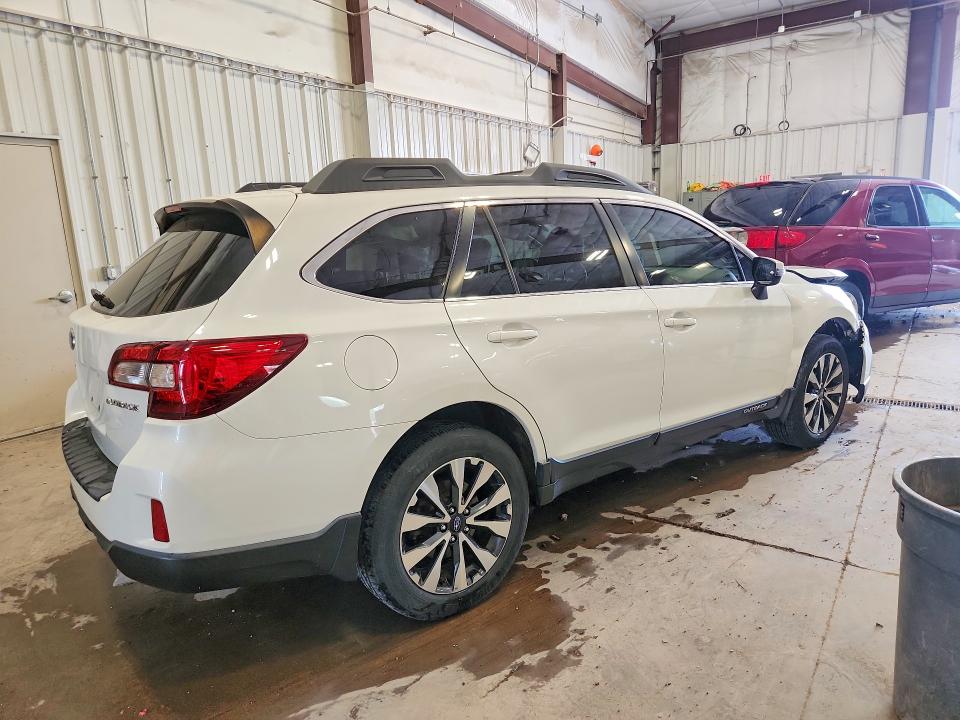 Auction sale of the 2015 Subaru Outback, vin: 4S4BSBNC0F3261567, lot number: 56765196