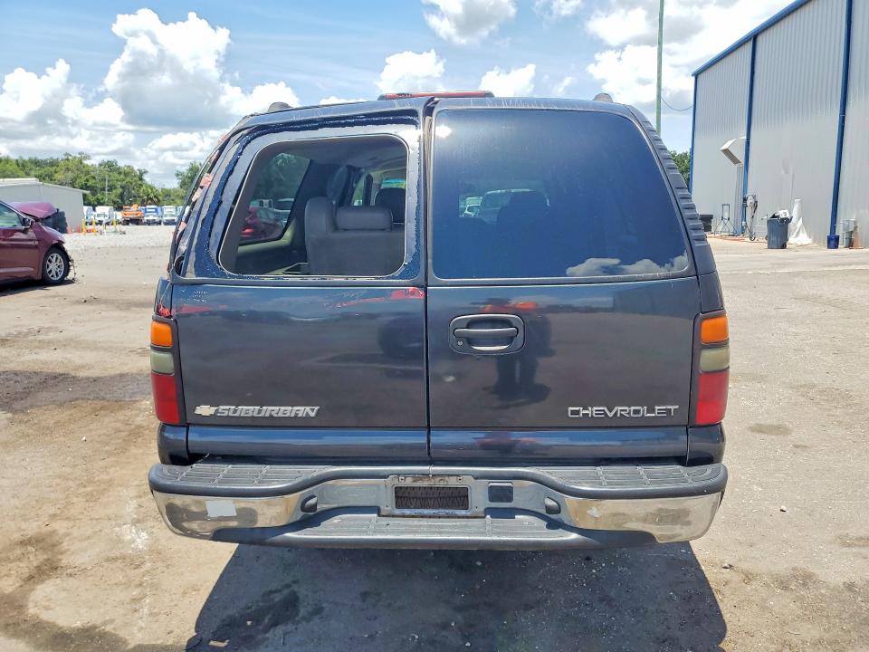 Продаж на аукціоні авто 2004 Chevrolet Suburban, vin: 1GNEC16ZX4J241788, номер лоту: 57729526