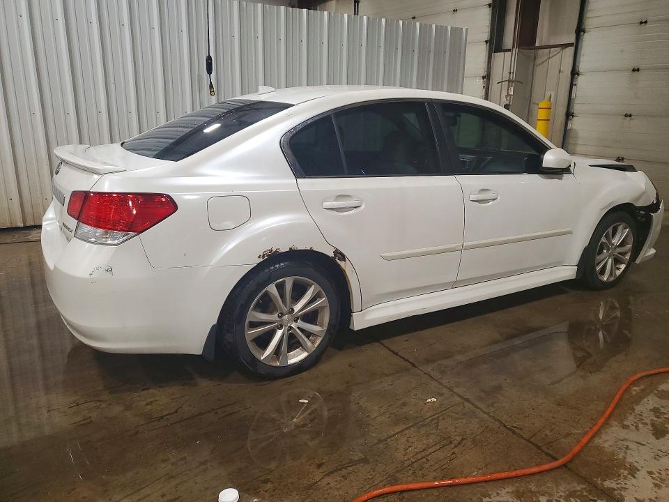56521286 :رقم المزاد ، 4S3BMBK60D3020585 vin ، 2013 Subaru Legacy مزاد بيع