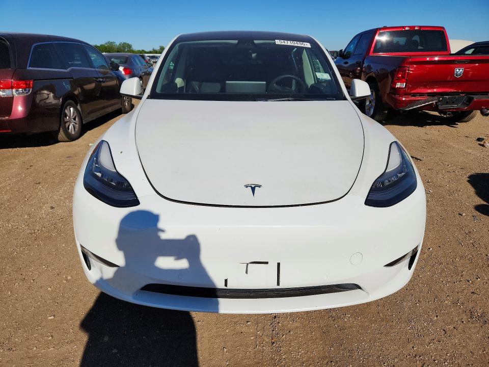 54710496 :رقم المزاد ، 5YJYGDEEXMF092736 vin ، 2021 Tesla Model Y مزاد بيع