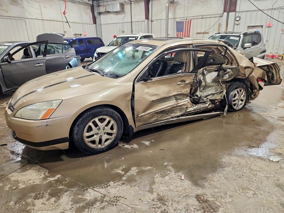 2004 Honda Accord მანქანა იყიდება აუქციონზე, vin: 1HGCM56654A065857, აუქციონის ნომერი: 57505996