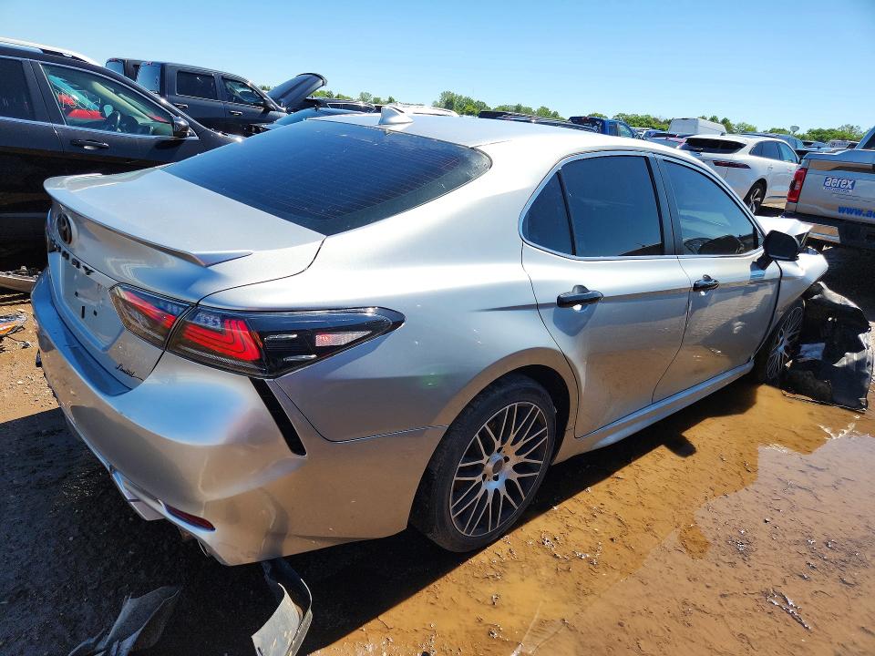 Продажа на аукционе авто 2021 Toyota Camry, vin: 4T1G11AKXMU463887, номер лота: 56899626