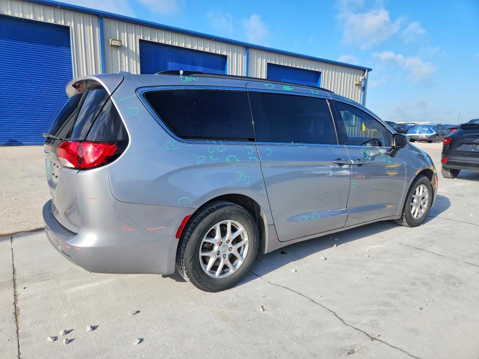 56747936 :رقم المزاد ، 2C4RC1DG9LR265411 vin ، 2020 Chrysler Voyager مزاد بيع