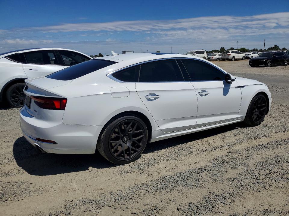 59166416 :رقم المزاد ، WAUANCF5XKA059139 vin ، 2019 Audi A5 مزاد بيع