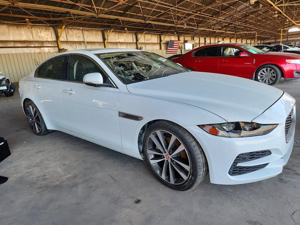57546506 :رقم المزاد ، SAJAE4FX1LCP62937 vin ، 2020 Jaguar Xe مزاد بيع