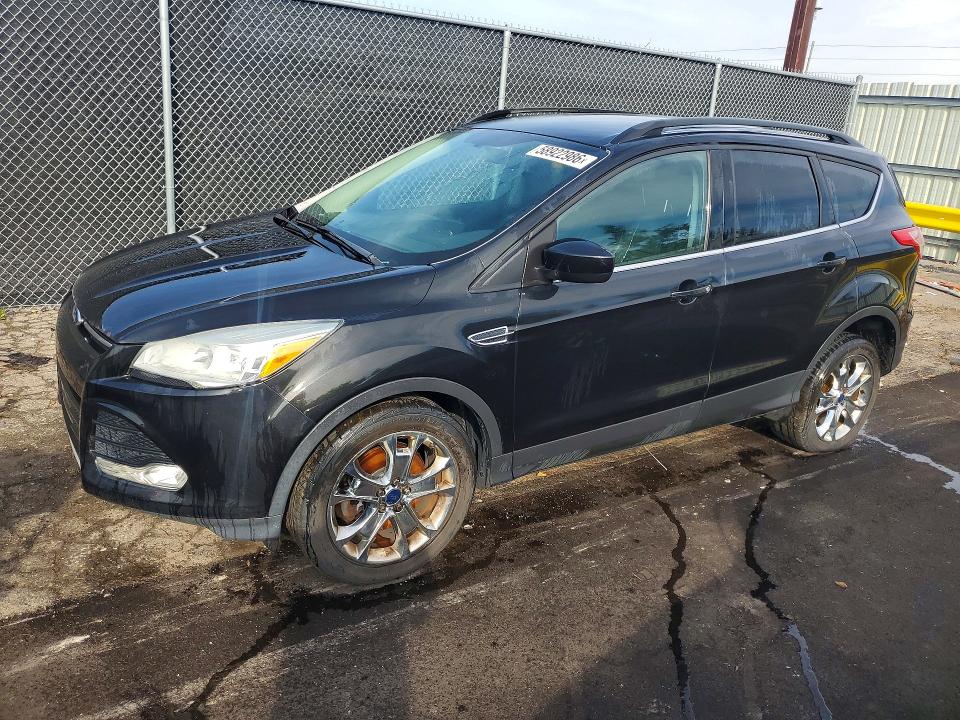 2014 Ford Escape მანქანა იყიდება აუქციონზე, vin: 1FMCU9GX0EUD61717, აუქციონის ნომერი: 58922986