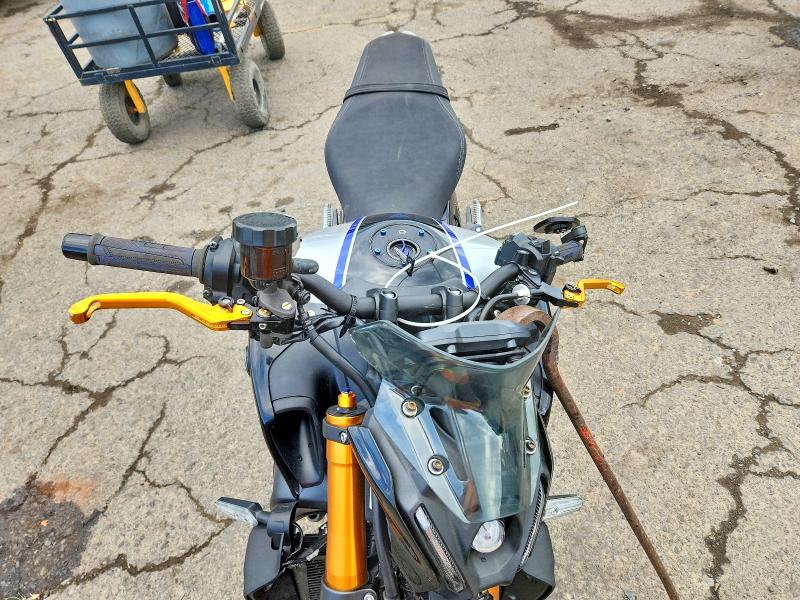 56496746 :رقم المزاد ، JYARN72E7PA001348 vin ، 2023 Yamaha Mt09 مزاد بيع