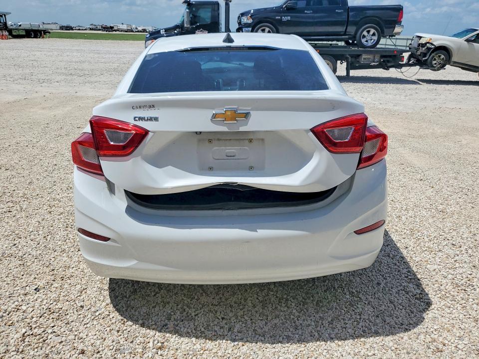 Продаж на аукціоні авто 2018 Chevrolet Cruze, vin: 1G1BC5SM0J7101974, номер лоту: 56807846