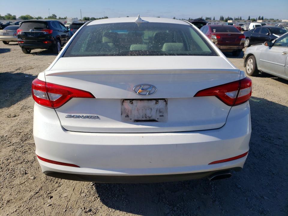 58929736 :رقم المزاد ، 5NPE24AF4FH010634 vin ، 2015 Hyundai Sonata مزاد بيع