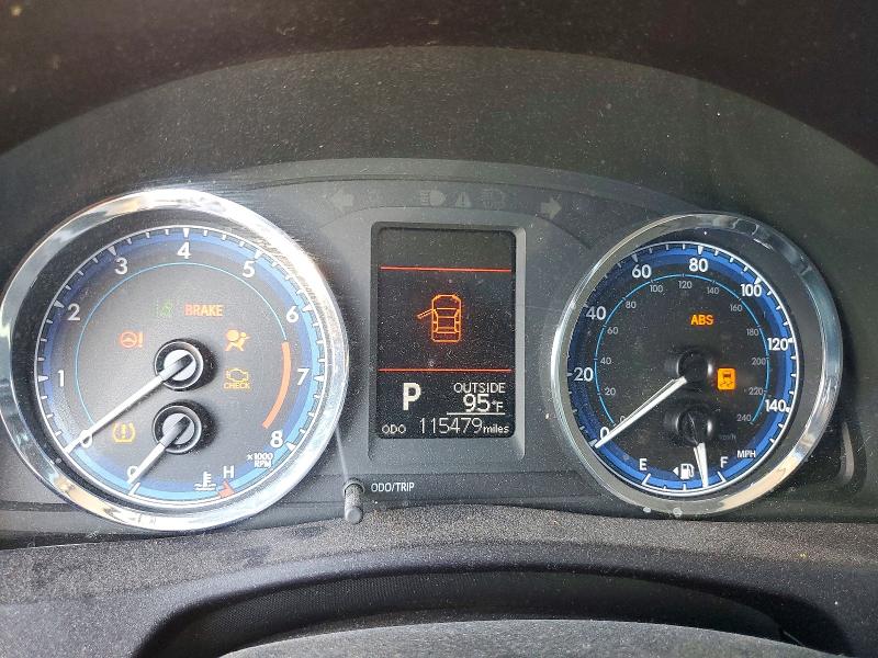 57021876 :رقم المزاد ، 5YFBURHE7JP767997 vin ، 2018 Toyota Corolla مزاد بيع