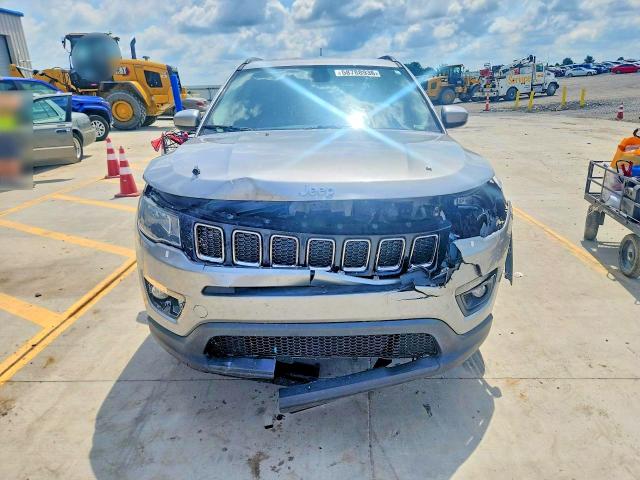 58788936 :رقم المزاد ، 3C4NJCBB1HT658511 vin ، 2017 Jeep Compass مزاد بيع