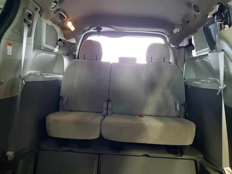 Продажа на аукционе авто 2015 Toyota Sienna, vin: 5TDKK3DC8FS627771, номер лота: 55572736