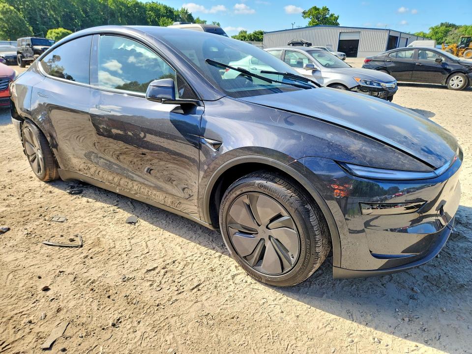 2026 Tesla Model Y მანქანა იყიდება აუქციონზე, vin: 7SAYGDEE9TF580075, აუქციონის ნომერი: 56489776