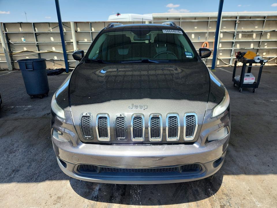 58844016 :رقم المزاد ، 1C4PJLCB6EW228325 vin ، 2014 Jeep Cherokee مزاد بيع