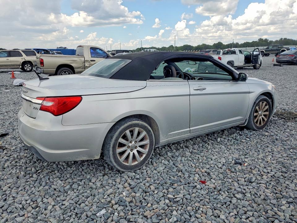 58423416 :رقم المزاد ، 1C3BCBEB1CN149437 vin ، 2012 Chrysler 200 مزاد بيع