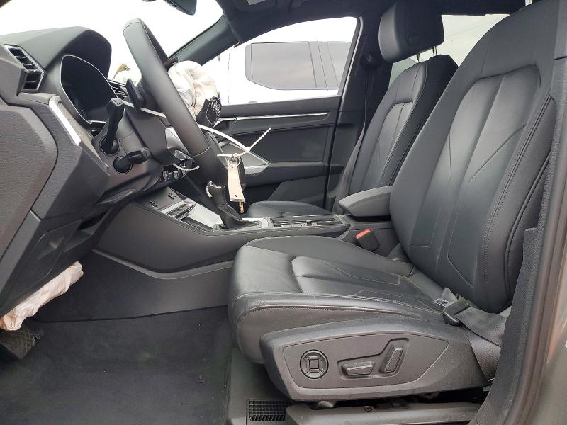 59157026 :رقم المزاد ، WA1EECF37S1007299 vin ، 2025 Audi Q3 مزاد بيع