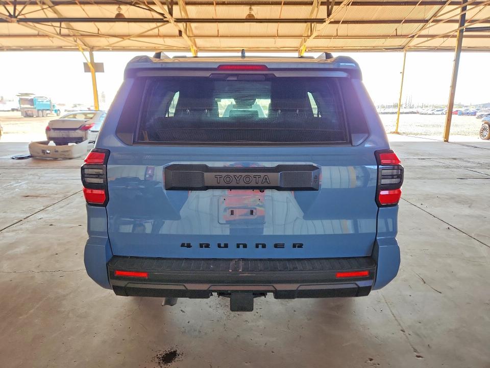 56362606 :رقم المزاد ، JTEVA5BR1S5005480 vin ، 2025 Toyota 4runner مزاد بيع