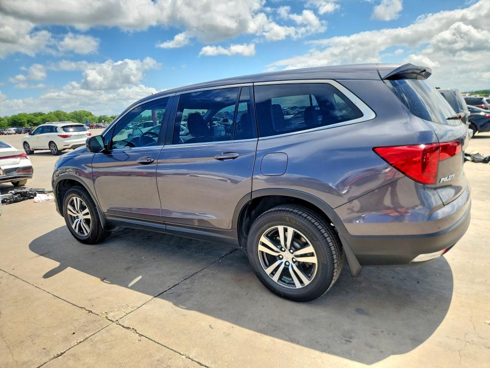 56588326 :رقم المزاد ، 5FNYF5H51JB010067 vin ، 2018 Honda Pilot مزاد بيع