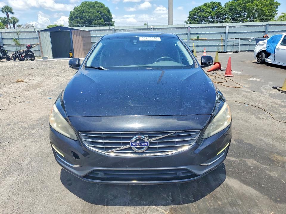 2016 Volvo S60 მანქანა იყიდება აუქციონზე, vin: LYV402FK0GB109805, აუქციონის ნომერი: 58235046