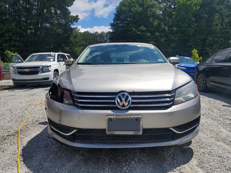 Продажа на аукционе авто 2013 Volkswagen Passat, vin: 1VWBP7A3XDC074212, номер лота: 58460436