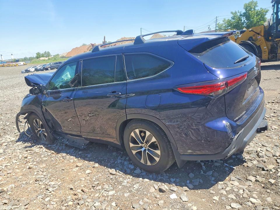 2022 Toyota Highlander მანქანა იყიდება აუქციონზე, vin: 5TDGZRBH5NS228138, აუქციონის ნომერი: 56893646