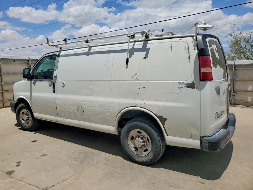 58452146 :رقم المزاد ، 1GCZGFBA7A1163915 vin ، 2010 Chevrolet Express G2500 مزاد بيع
