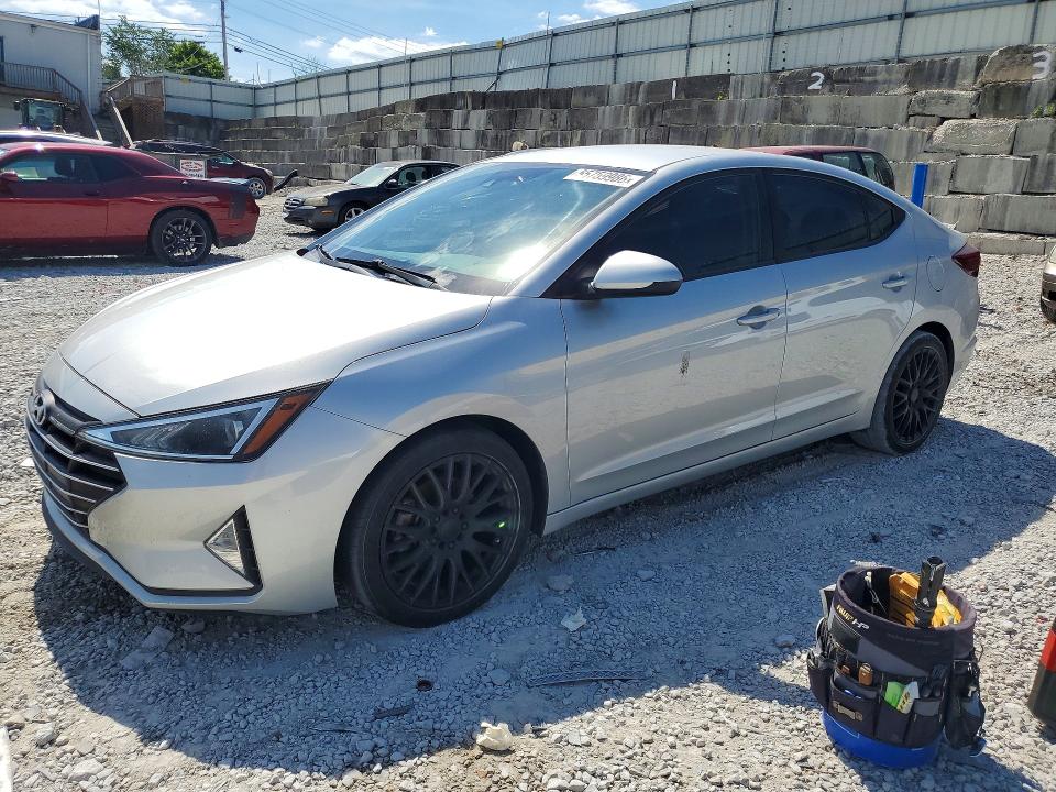 55759986 :رقم المزاد ، 5NPD84LF6KH413404 vin ، 2019 Hyundai Elantra مزاد بيع