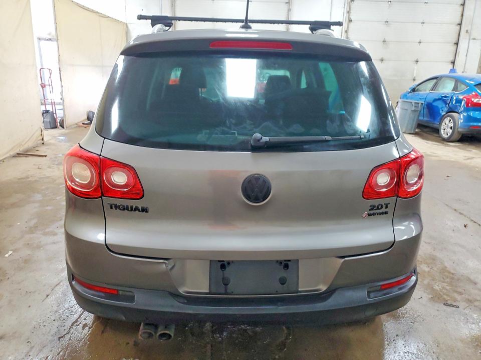 Продажа на аукционе авто 2010 Volkswagen Tiguan, vin: WVGBV7AX6AW509549, номер лота: 55495516